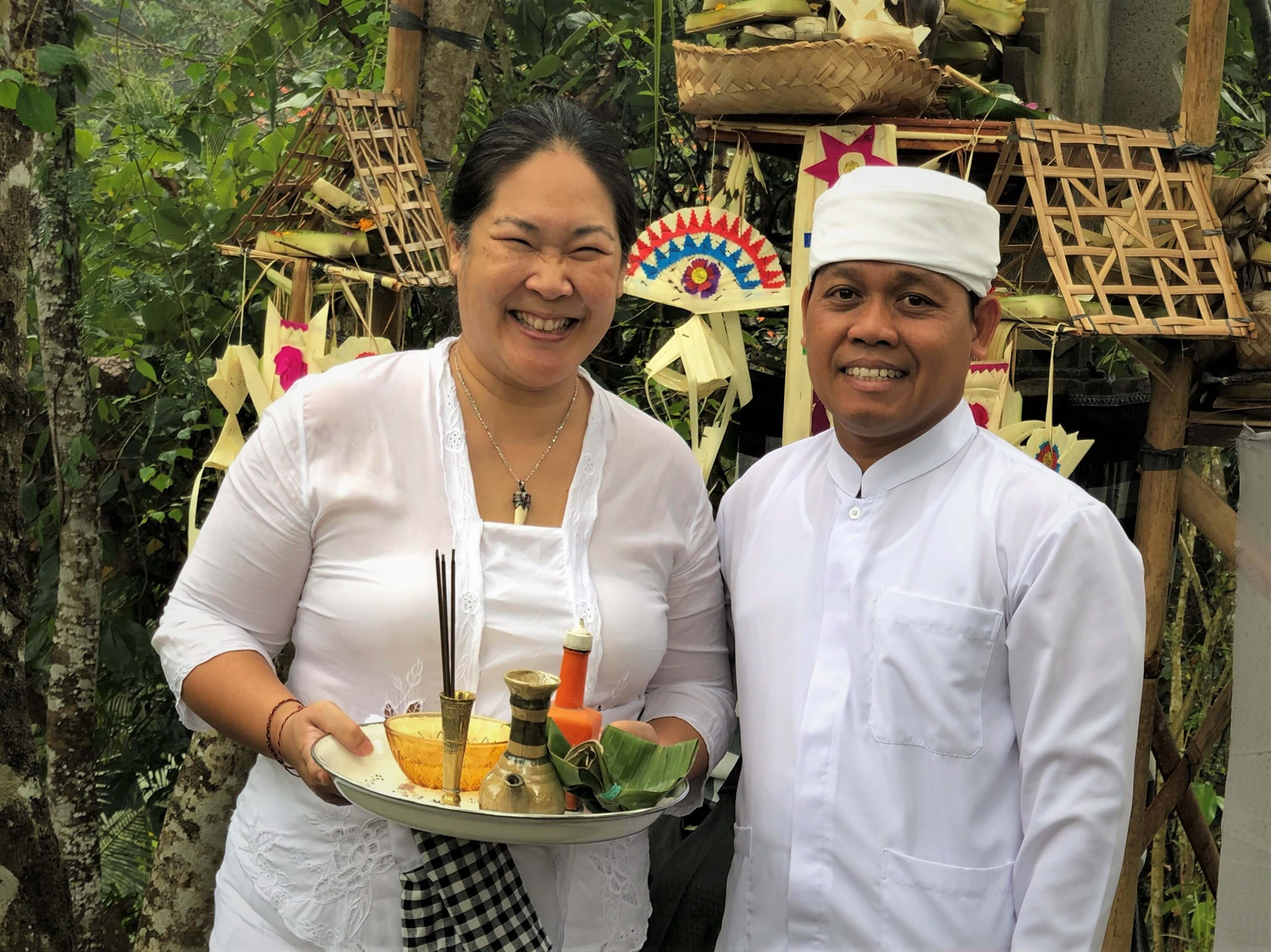Frances (left) and Adi, the forces behind Feed Bali, an initiative to support communities in need with care packages. Photo courtesy of Tresna Bali Cooking School 